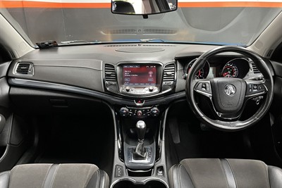 2015 Holden Commodore - Thumbnail