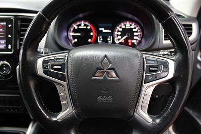 2020 Mitsubishi Triton - Thumbnail