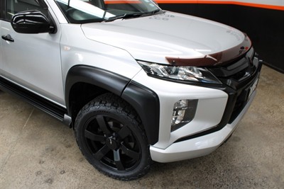 2020 Mitsubishi Triton - Thumbnail