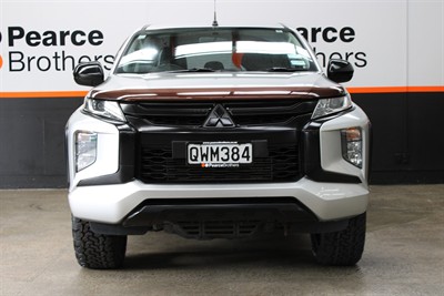 2020 Mitsubishi Triton - Thumbnail
