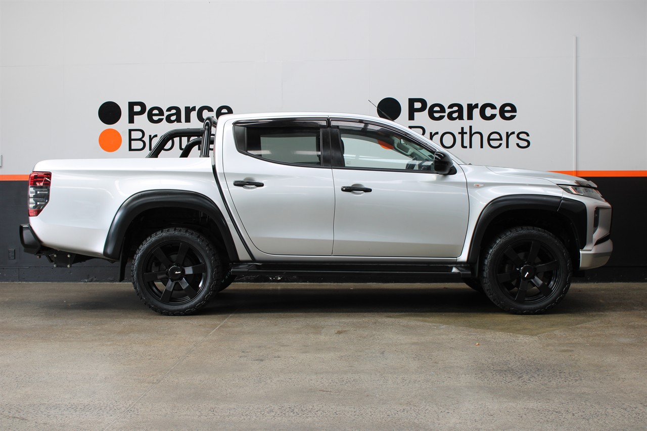 2020 Mitsubishi Triton