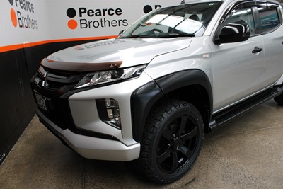 2020 Mitsubishi Triton - Thumbnail