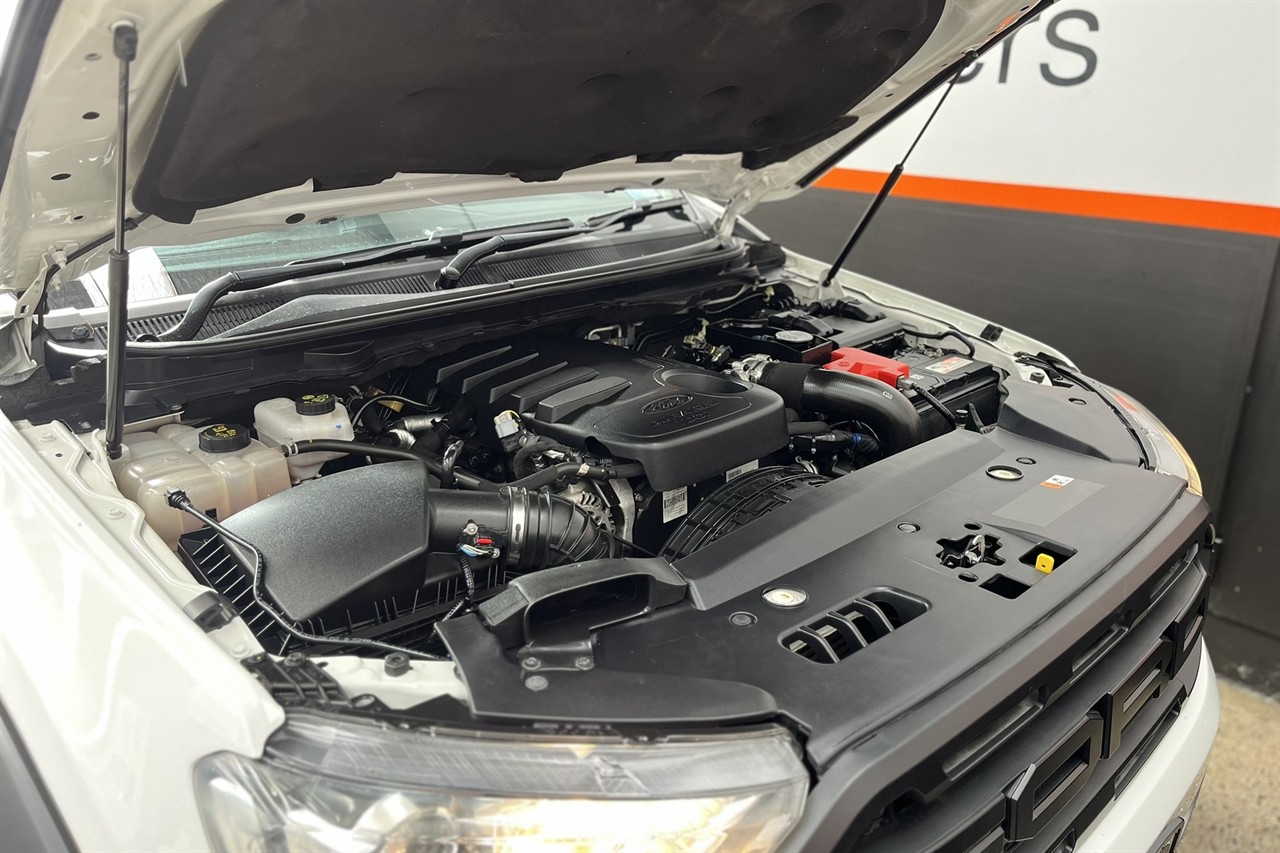 2016 Ford Everest