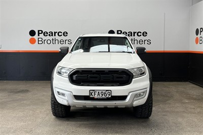 2016 Ford Everest - Thumbnail