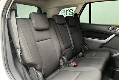 2016 Ford Everest - Thumbnail