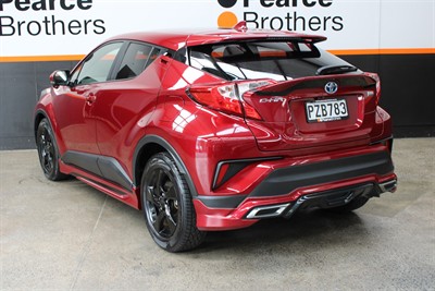 2017 Toyota C-Hr - Thumbnail
