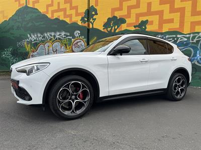 2020 Alfa Romeo Stelvio - Thumbnail