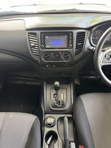 2020 Mitsubishi Triton - Thumbnail