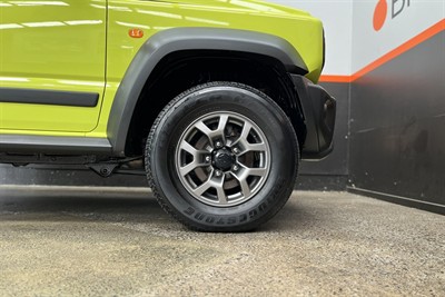 2022 Suzuki Jimny - Thumbnail