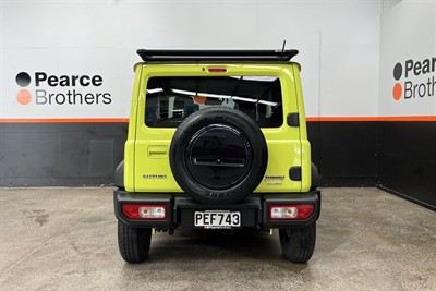 2022 Suzuki Jimny - Thumbnail