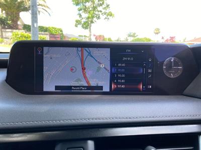 2021 Lexus UX 200 - Thumbnail