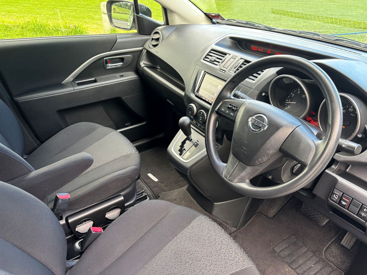 2012 Nissan LAFESTA