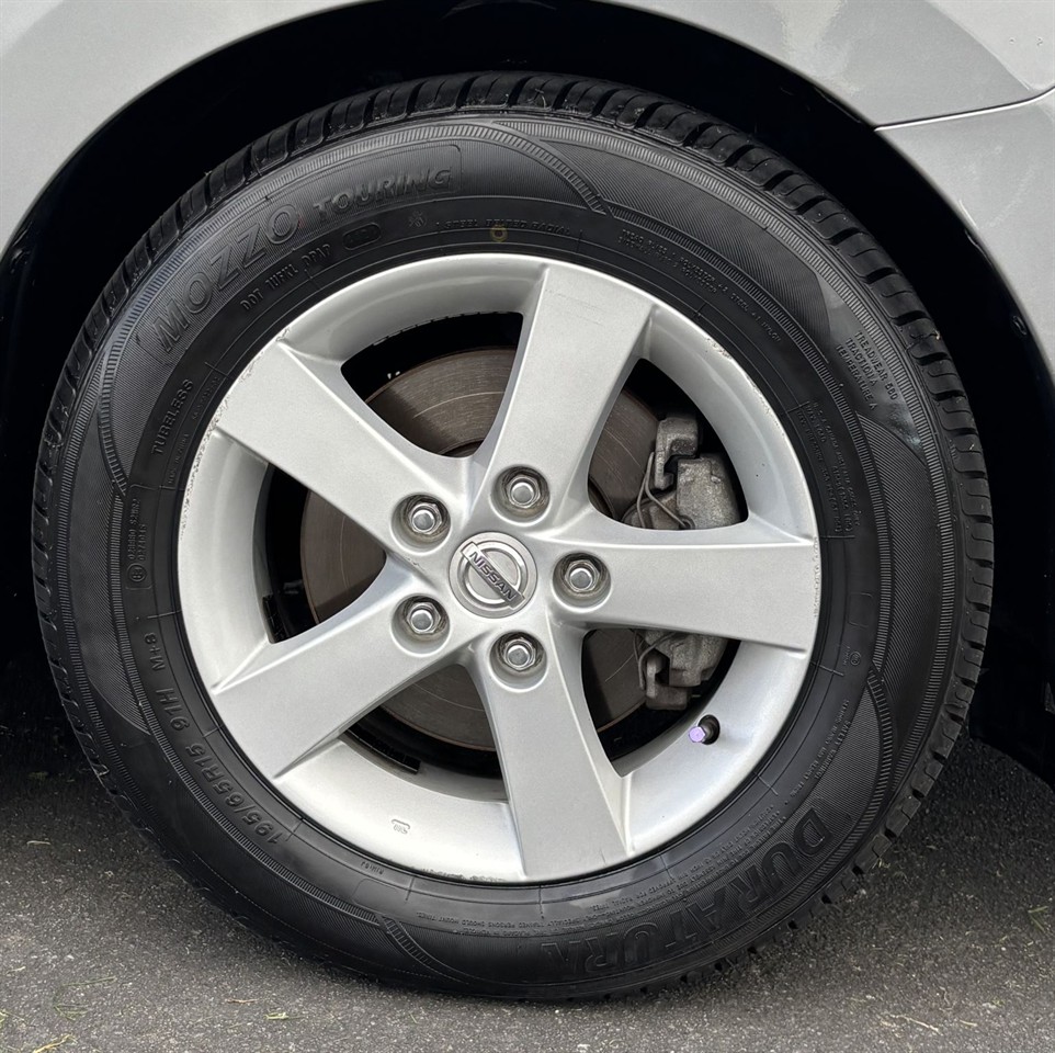 2012 Nissan LAFESTA