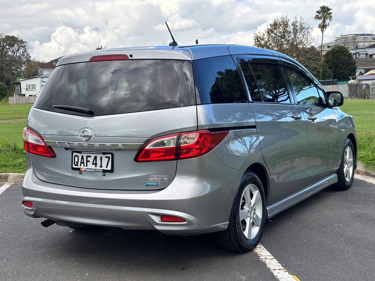 2012 Nissan LAFESTA