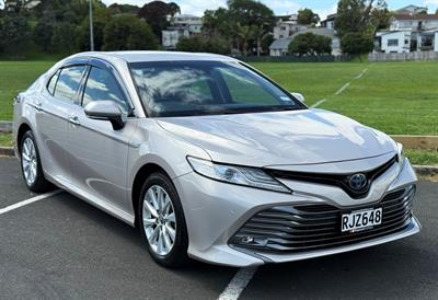 2017 Toyota Camry - Thumbnail