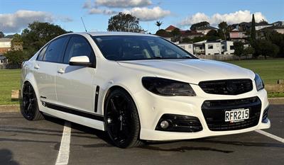 2015 Holden Commodore - Thumbnail
