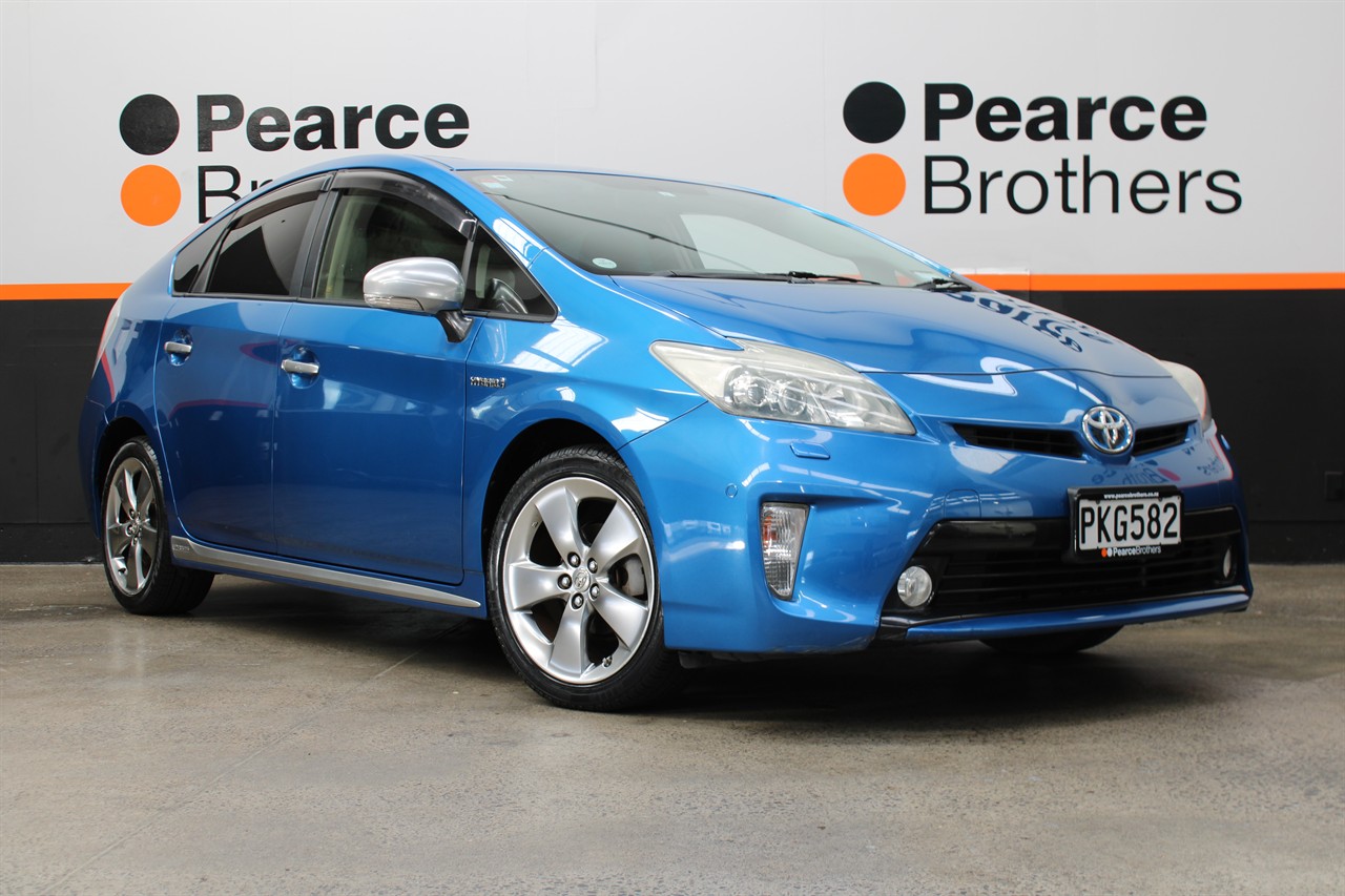 2013 Toyota PRIUS