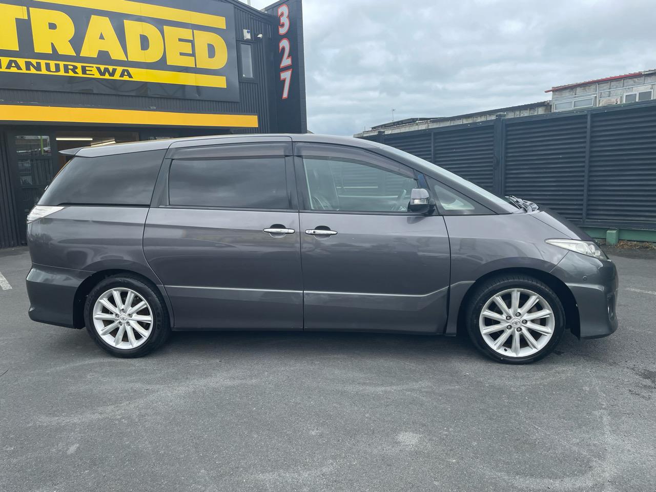2010 Toyota Estima