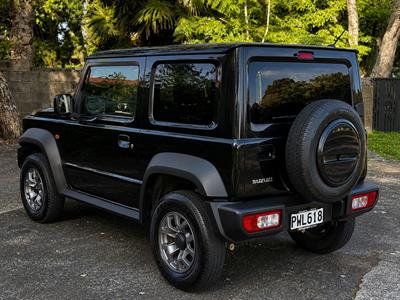 2023 Suzuki Jimny - Thumbnail