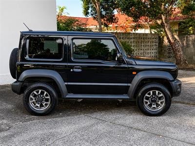 2023 Suzuki Jimny - Thumbnail