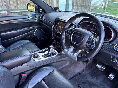 2017 Jeep GRAND CHEROKEE - Thumbnail