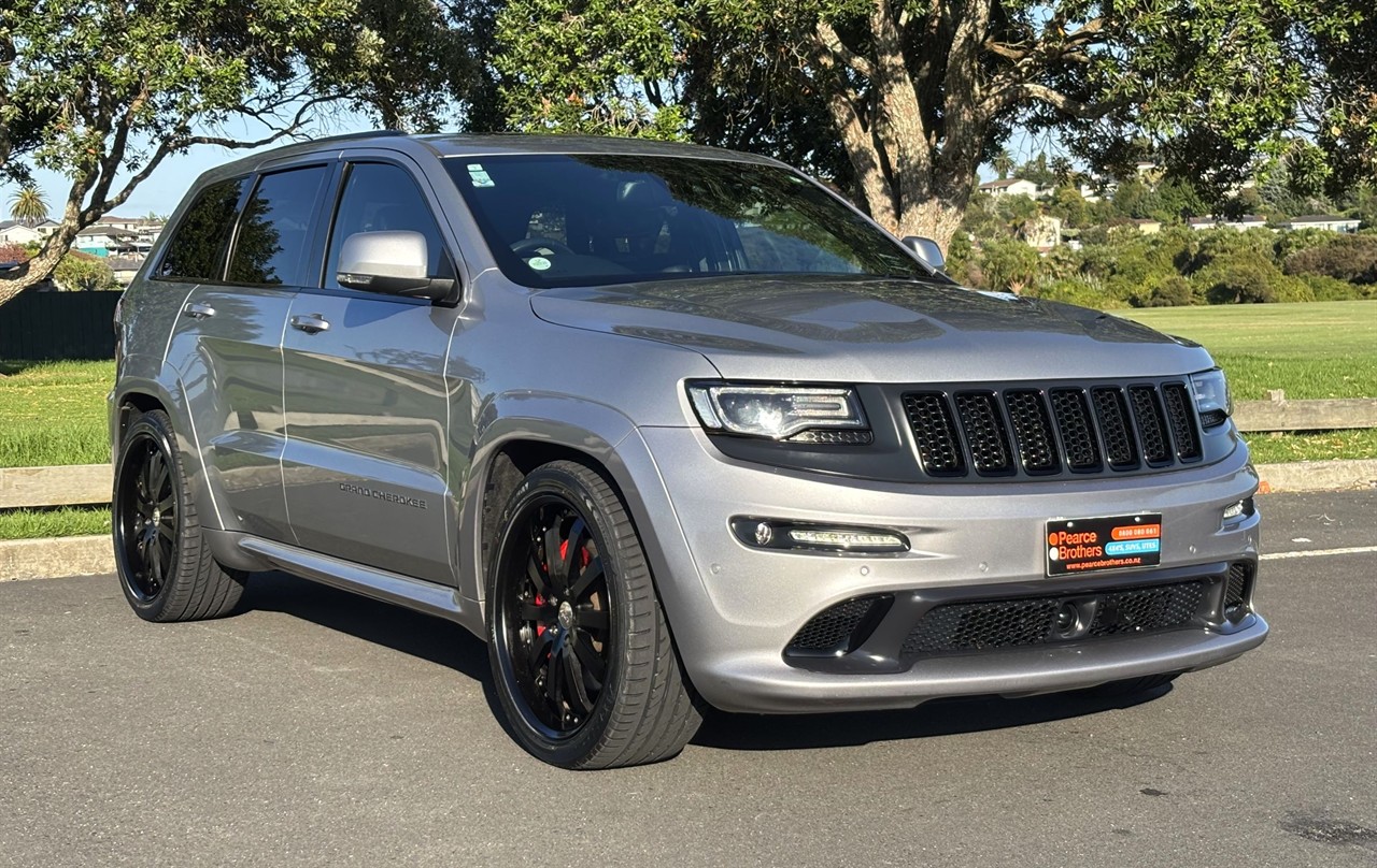 2017 Jeep GRAND CHEROKEE