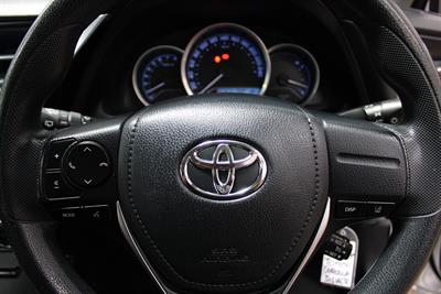 2017 Toyota Corolla - Thumbnail