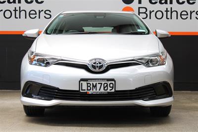 2017 Toyota Corolla - Thumbnail