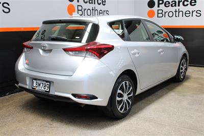 2017 Toyota Corolla - Thumbnail