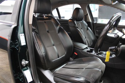 2013 Holden COMMODORE - Thumbnail