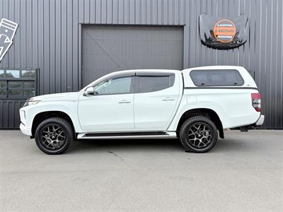 2020 Mitsubishi Triton - Thumbnail