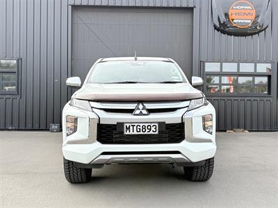 2020 Mitsubishi Triton - Thumbnail