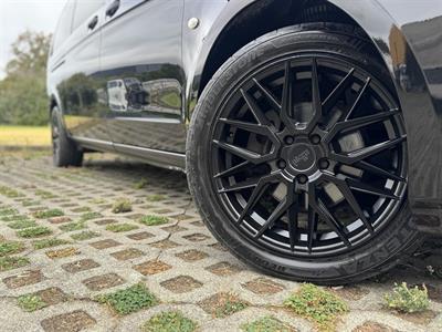 2019 Mercedes-Benz Vito - Thumbnail