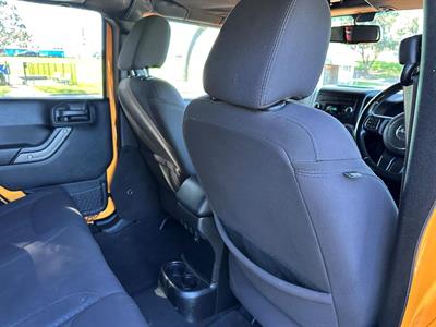 2012 Jeep WRANGLER - Thumbnail