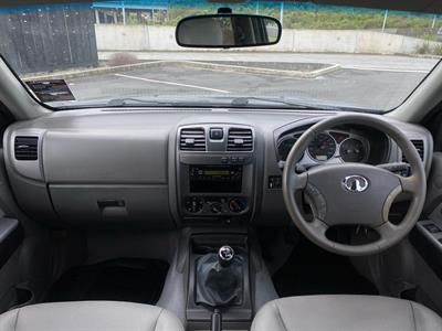 2013 GWM v200 - Thumbnail