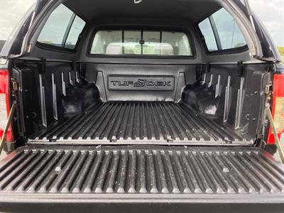 2013 GWM v200 - Thumbnail