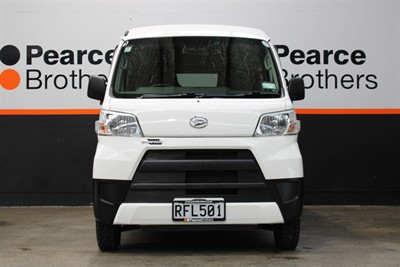 2019 Daihatsu Hijet - Thumbnail