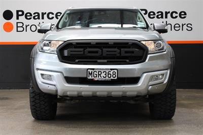 2018 Ford Everest - Thumbnail