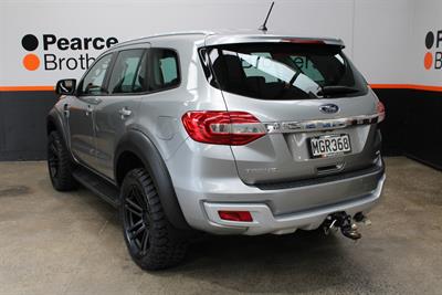 2018 Ford Everest - Thumbnail