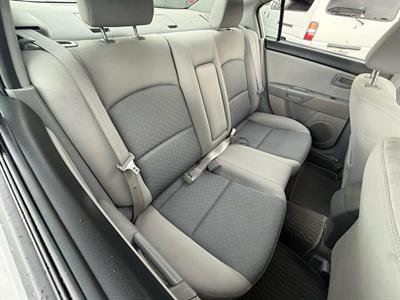 2005 Mazda Axela - Thumbnail