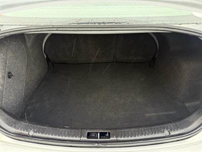 2005 Mazda Axela - Thumbnail