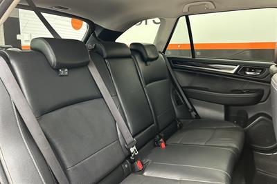 2018 Subaru OUTBACK - Thumbnail