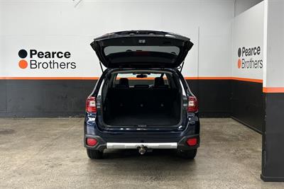 2018 Subaru OUTBACK - Thumbnail