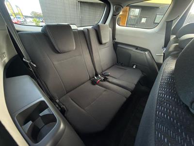 2009 Toyota Wish - Thumbnail