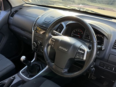 2015 Isuzu D-Max - Thumbnail