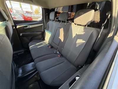 2015 Isuzu D-Max - Thumbnail