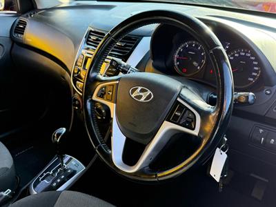 2014 Hyundai Accent - Thumbnail