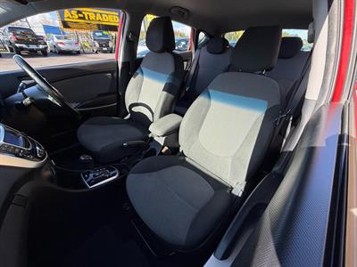 2014 Hyundai Accent - Thumbnail