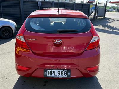 2014 Hyundai Accent - Thumbnail