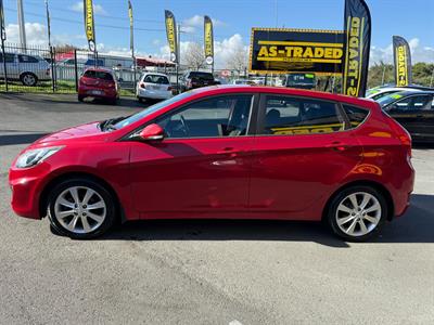 2014 Hyundai Accent - Thumbnail